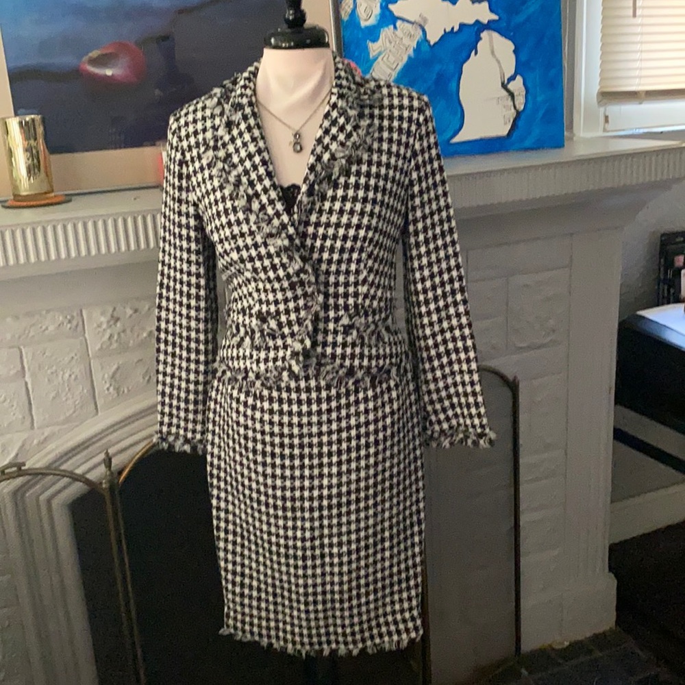 Prague Sz 6 Skirt set Tweed black and white